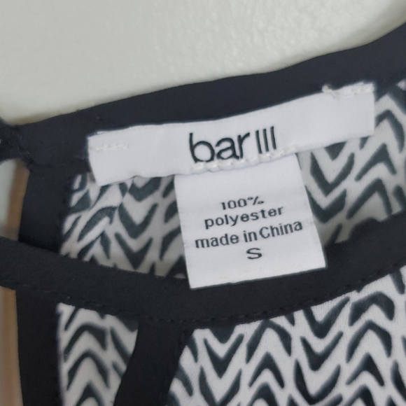 Bar III Mochneck Keyhole Asymmetrical Top Size S - Picture 3 of 8